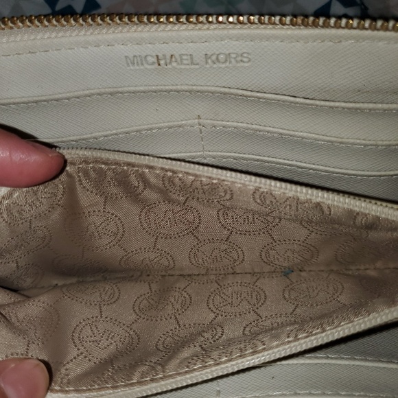 Wallet - Picture 2 of 6